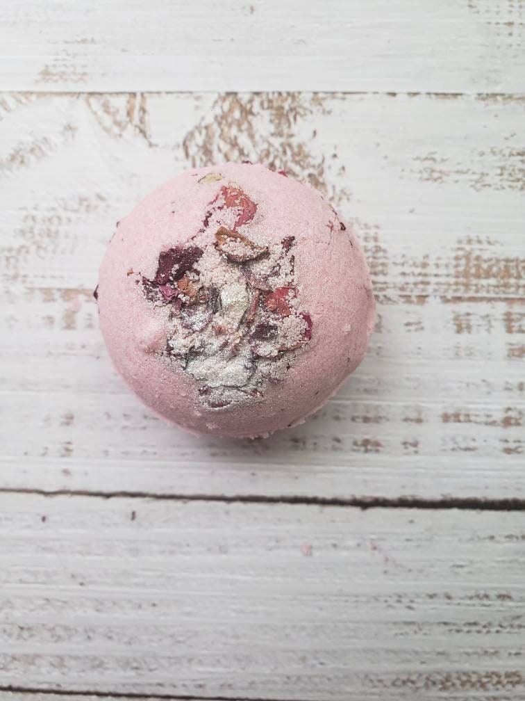Simply Rose Petal Bath Bomb 4 pcs